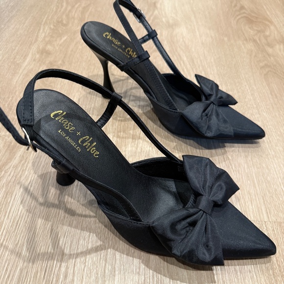 Chase + Chloe Black Pointed Slingback Heels with Bow - Picture 7 of 13